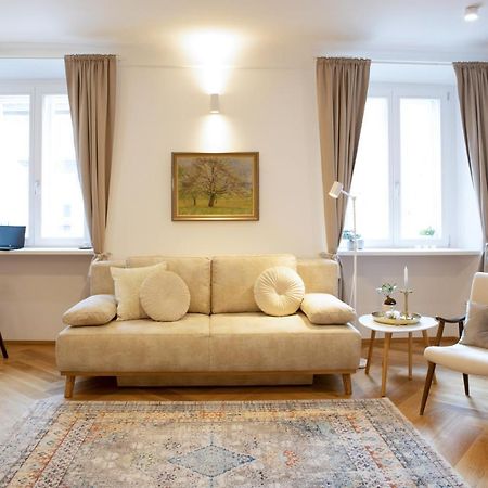 Stylish Apartment In Historical Center Liubliana Exterior foto