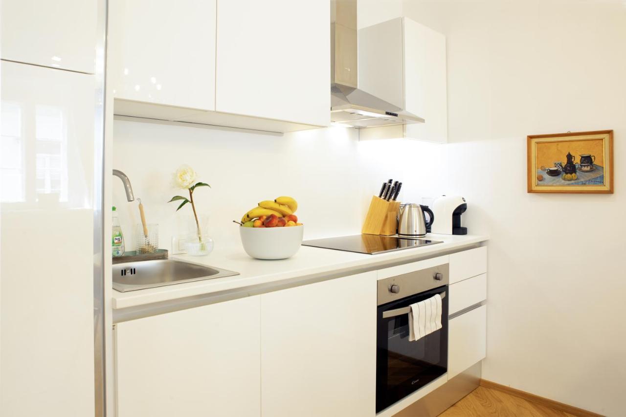 Stylish Apartment In Historical Center Liubliana Exterior foto