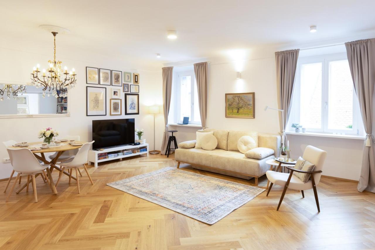 Stylish Apartment In Historical Center Liubliana Exterior foto